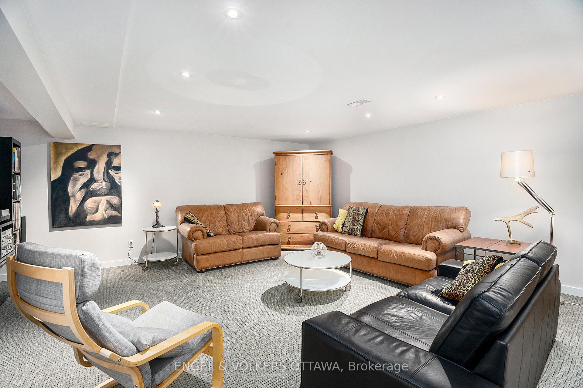 Photo 26 of 79 Varley Drive, Ottawa, Kanata - Beaverbrook — HOMEH