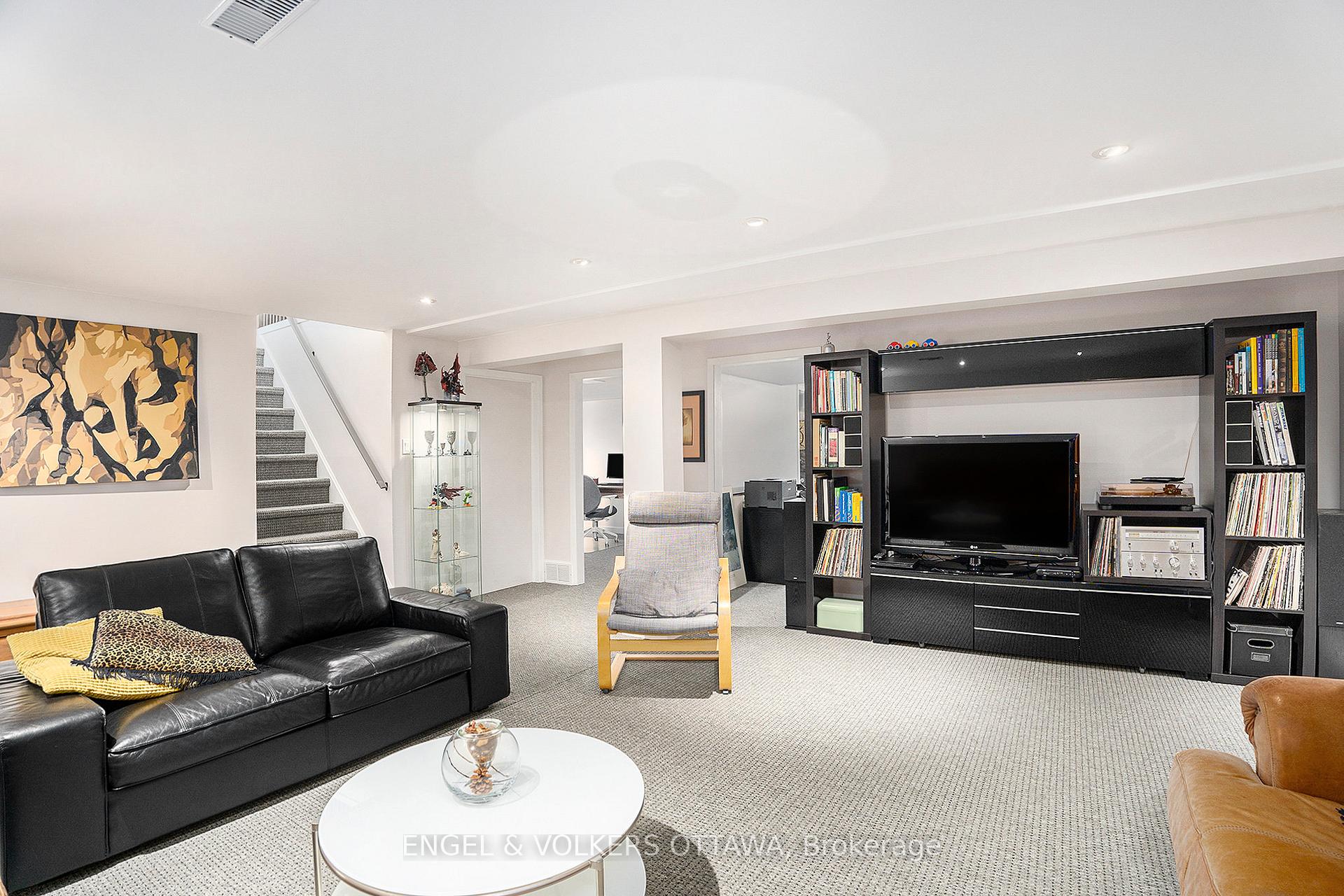 Photo 27 of 79 Varley Drive, Ottawa, Kanata - Beaverbrook — HOMEH
