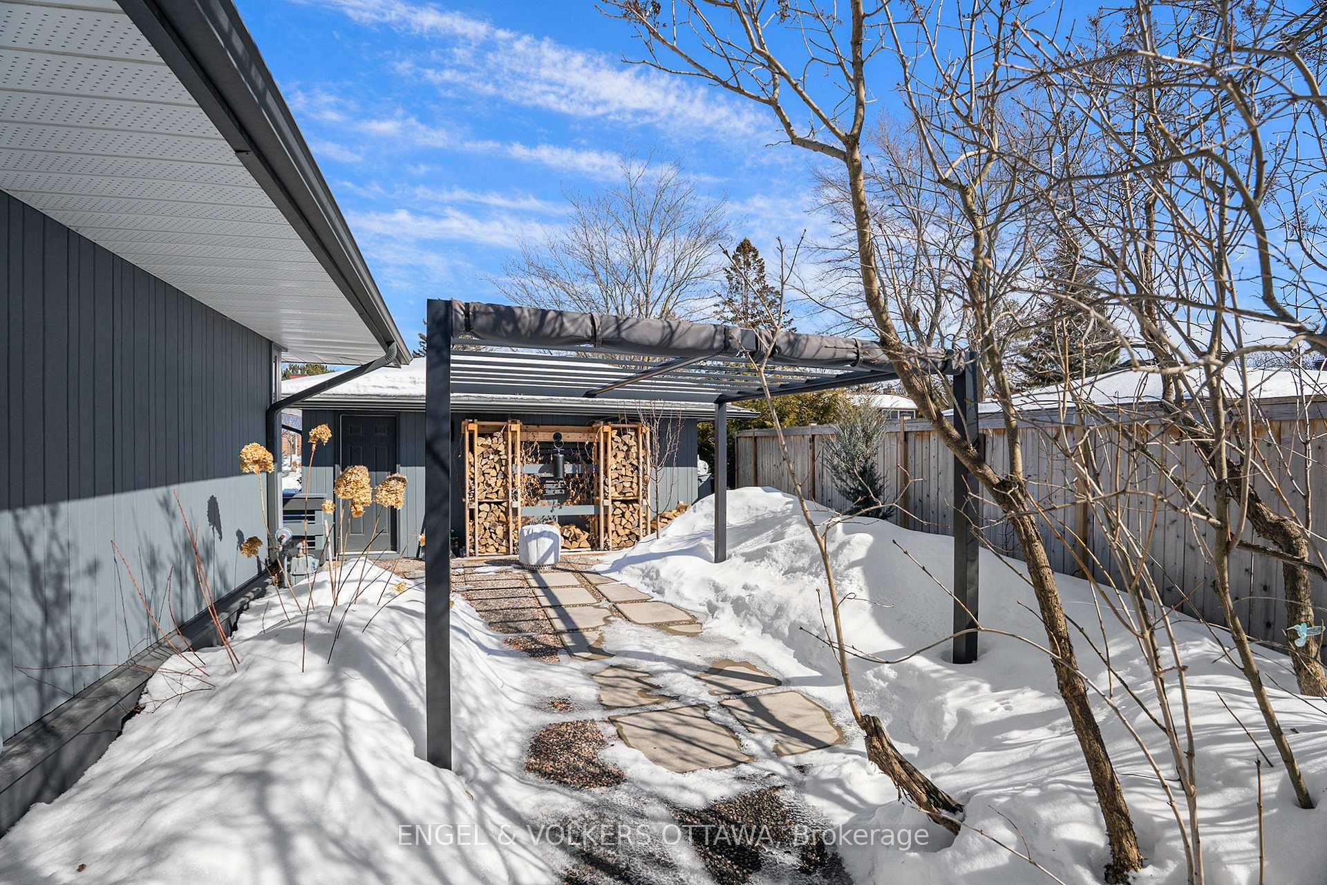 Photo 30 of 79 Varley Drive, Ottawa, Kanata - Beaverbrook — HOMEH