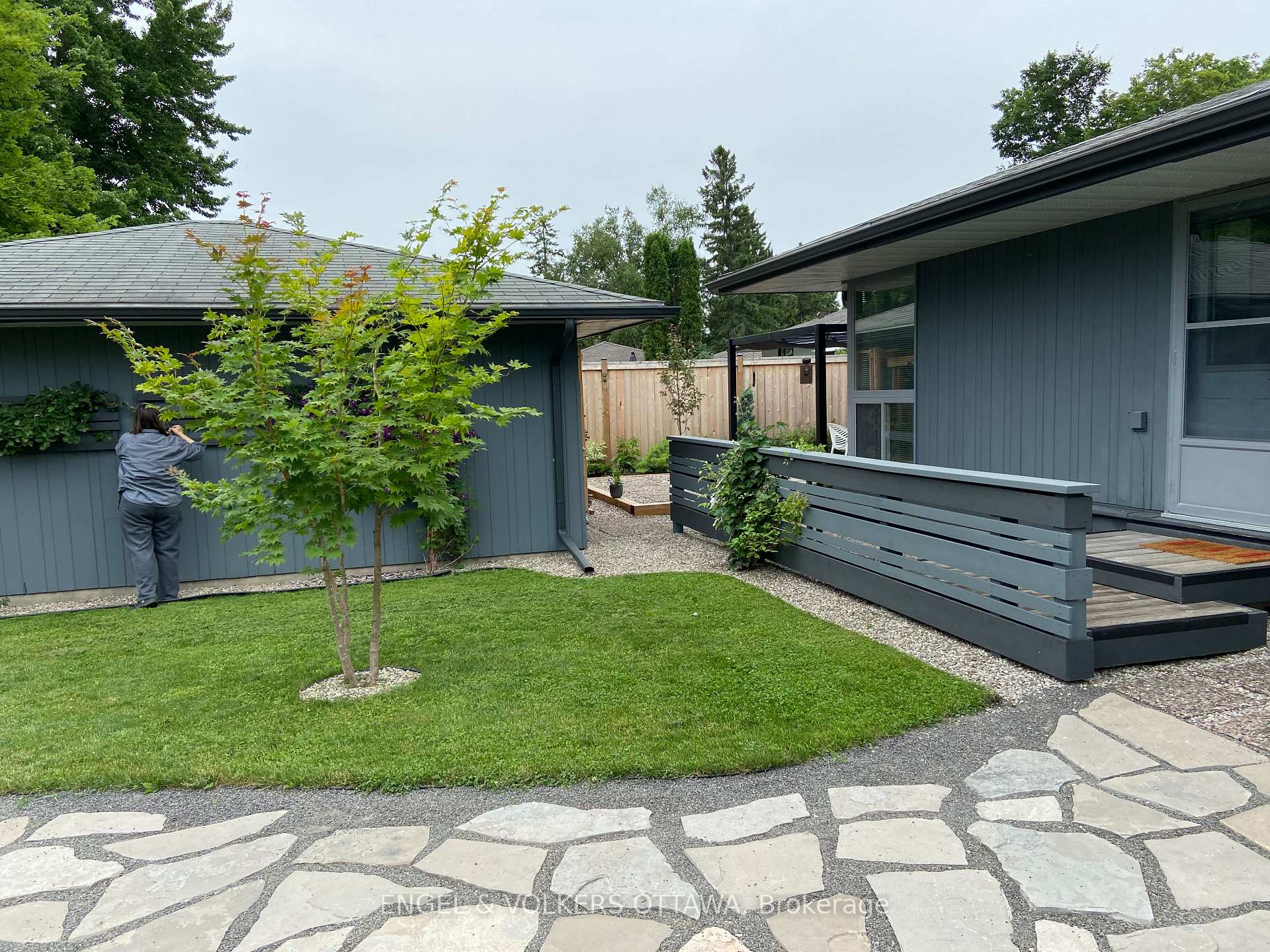 Photo 38 of 79 Varley Drive, Ottawa, Kanata - Beaverbrook — HOMEH