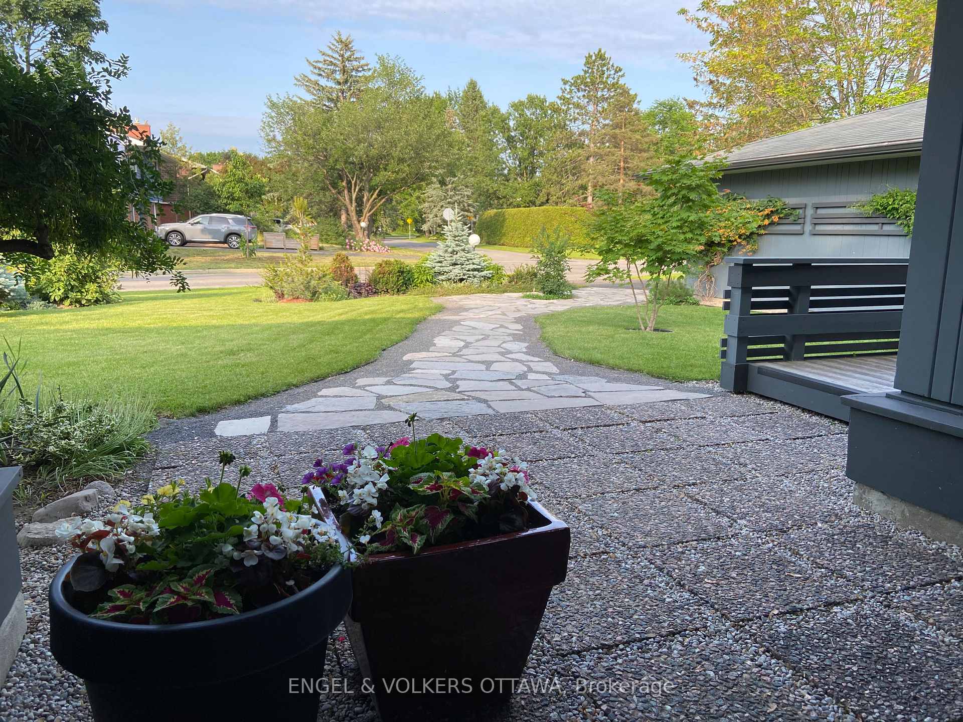 Photo 40 of 79 Varley Drive, Ottawa, Kanata - Beaverbrook — HOMEH