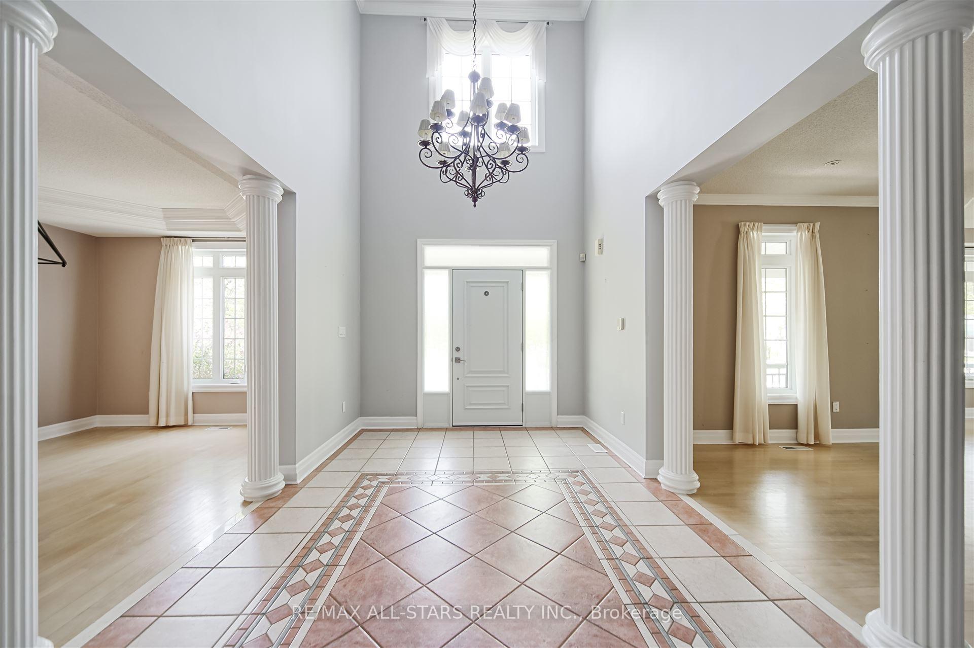 Photo 5 of 1 Silverflower Avenue, Markham, Legacy — HOMEH
