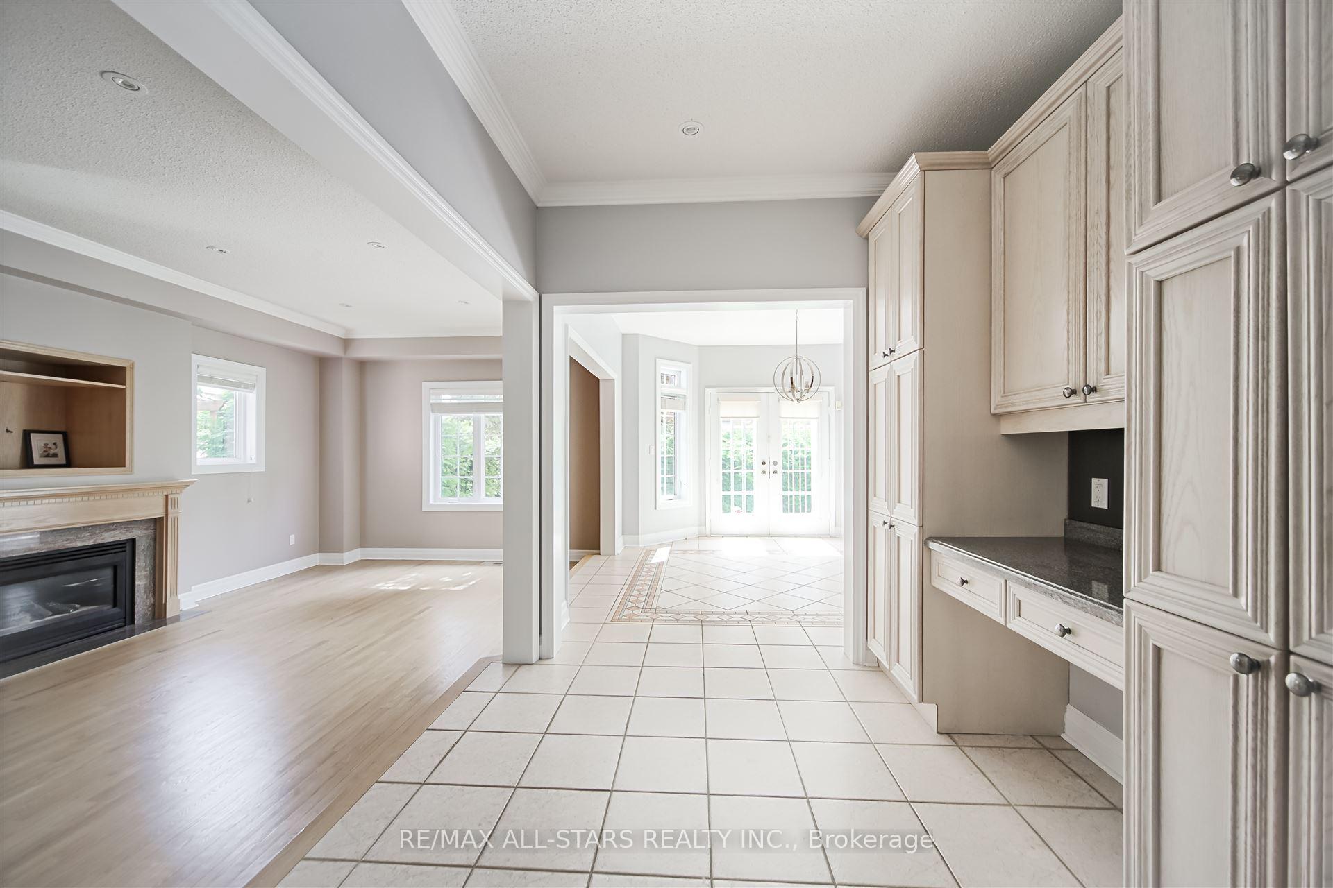 Photo 12 of 1 Silverflower Avenue, Markham, Legacy — HOMEH