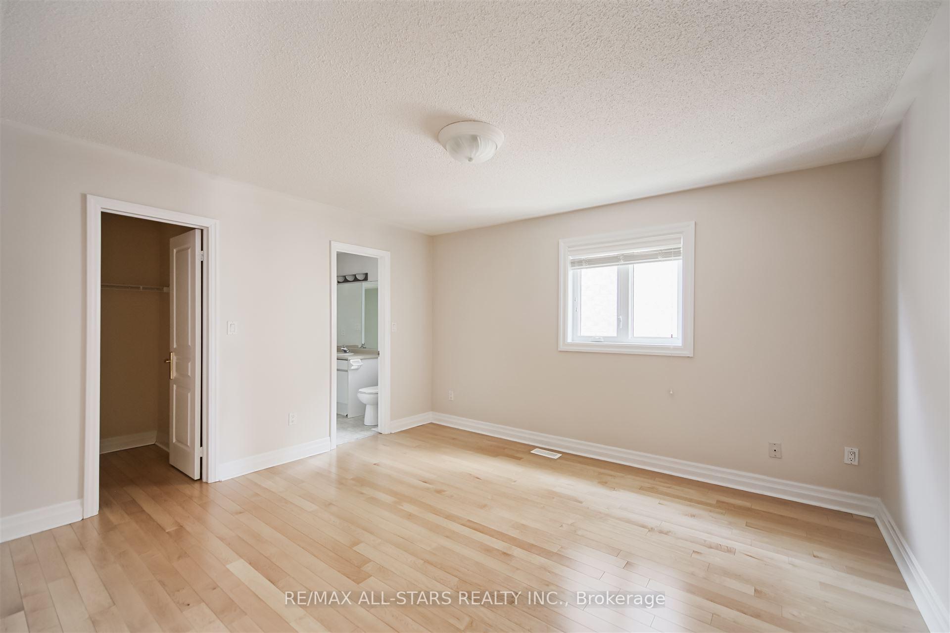 Photo 35 of 1 Silverflower Avenue, Markham, Legacy — HOMEH
