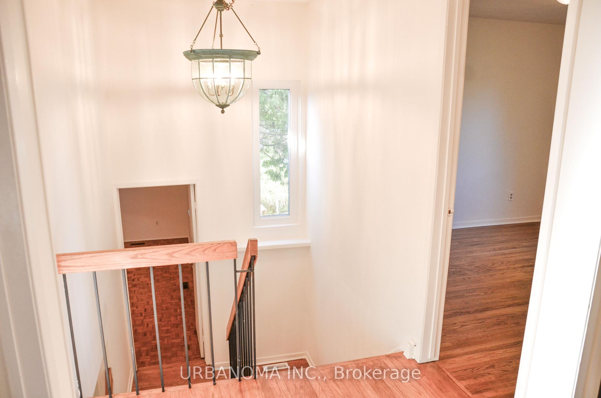 Photo 13 of 49 Baymark Road, Markham, Royal Orchard — HOMEH