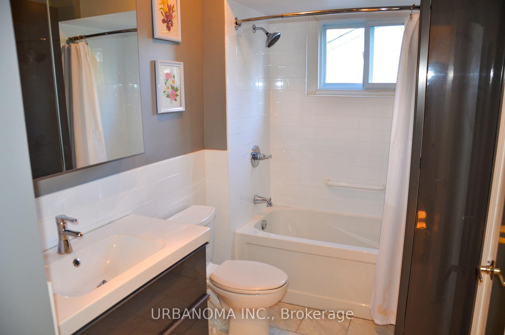 Photo 16 of 49 Baymark Road, Markham, Royal Orchard — HOMEH