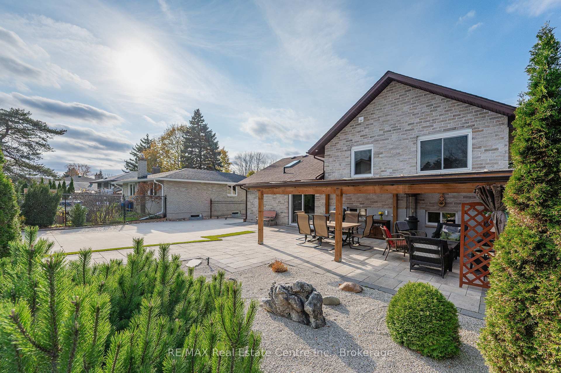 Photo 7 of 173 Carson Drive, Kitchener — HOMEH