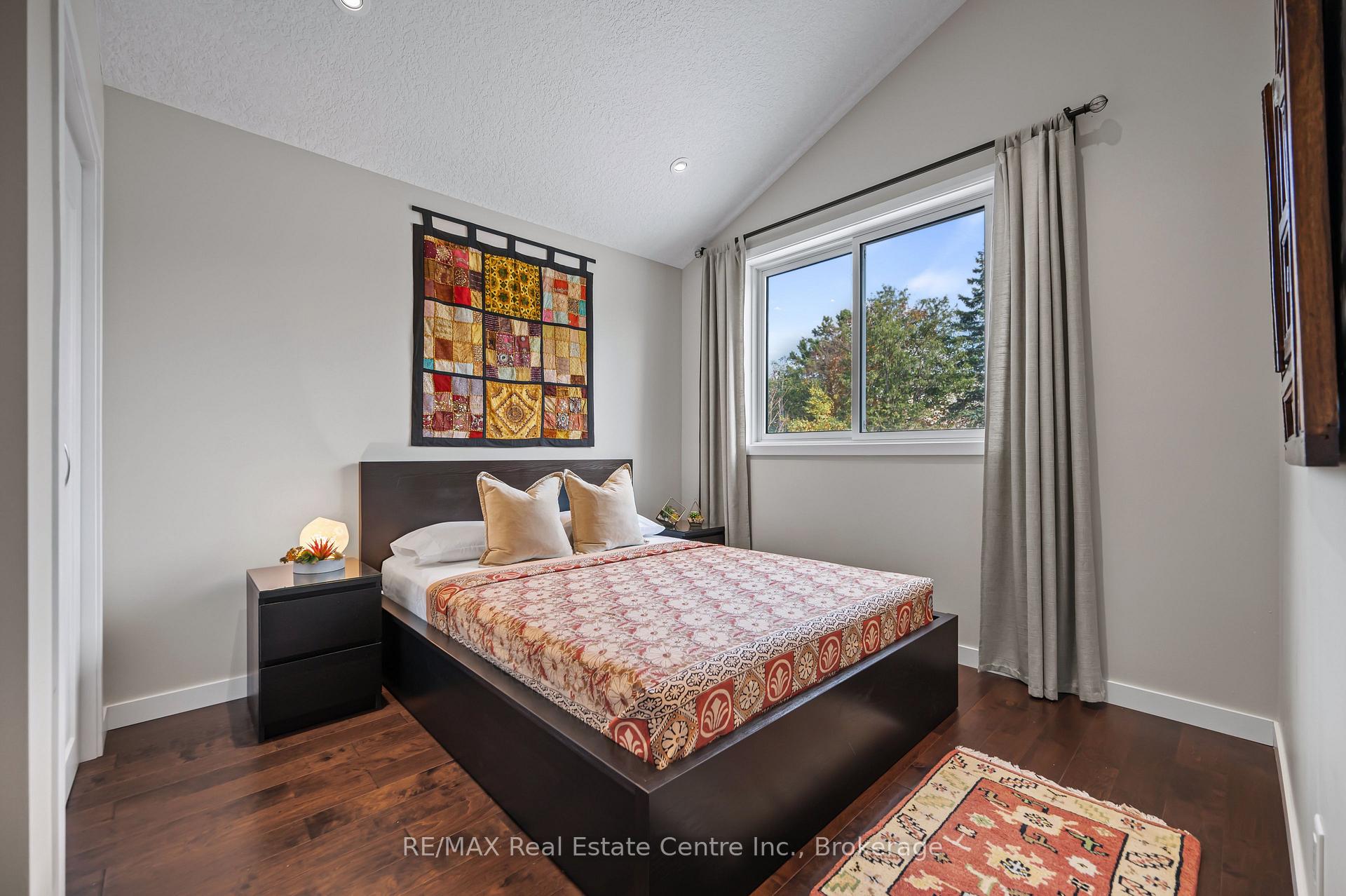 Photo 11 of 173 Carson Drive, Kitchener — HOMEH