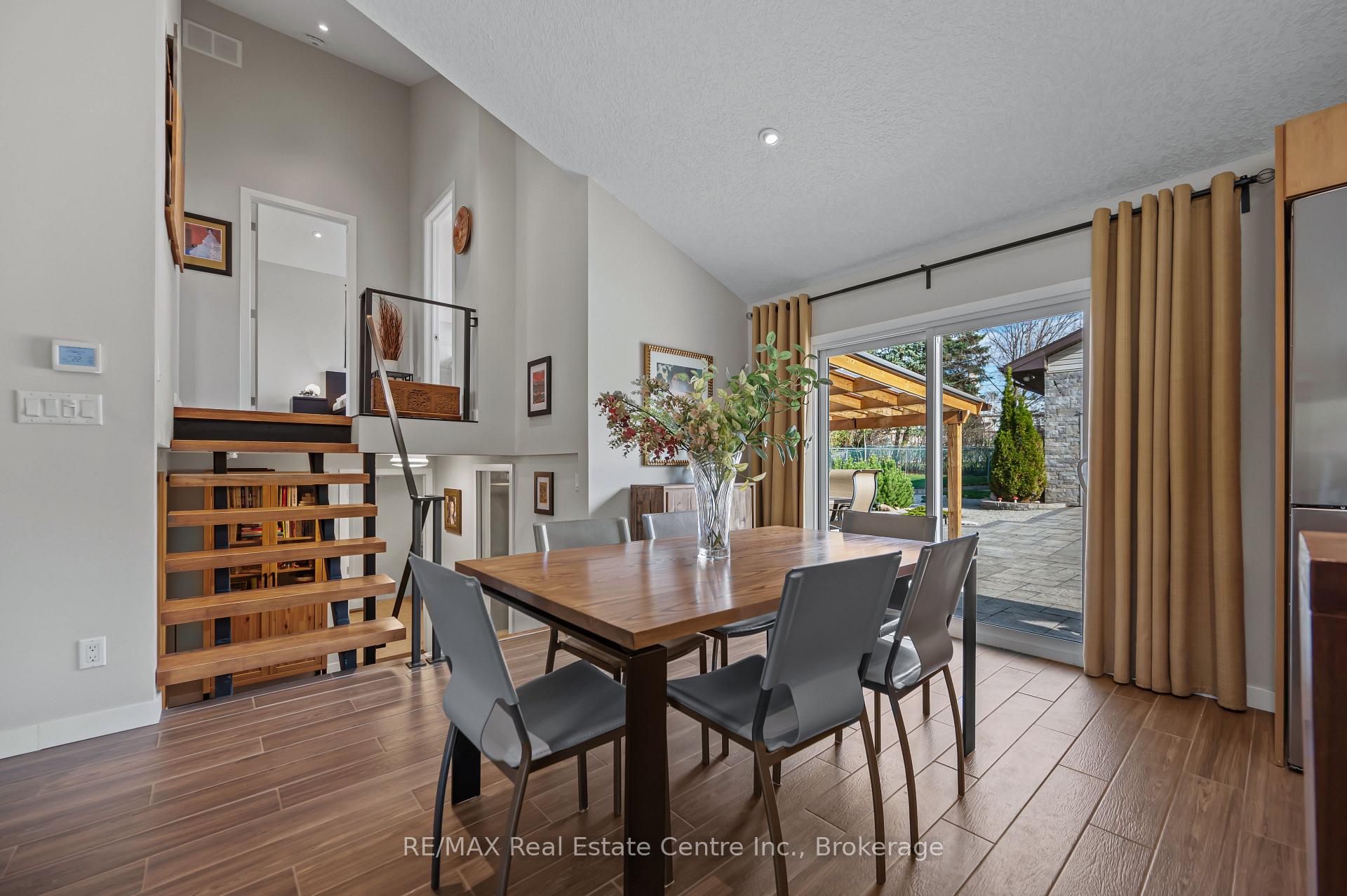 Photo 21 of 173 Carson Drive, Kitchener — HOMEH