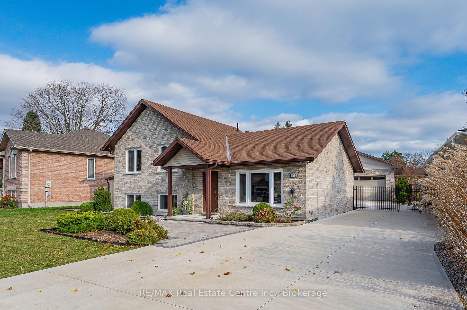 Photo 22 of 173 Carson Drive, Kitchener — HOMEH