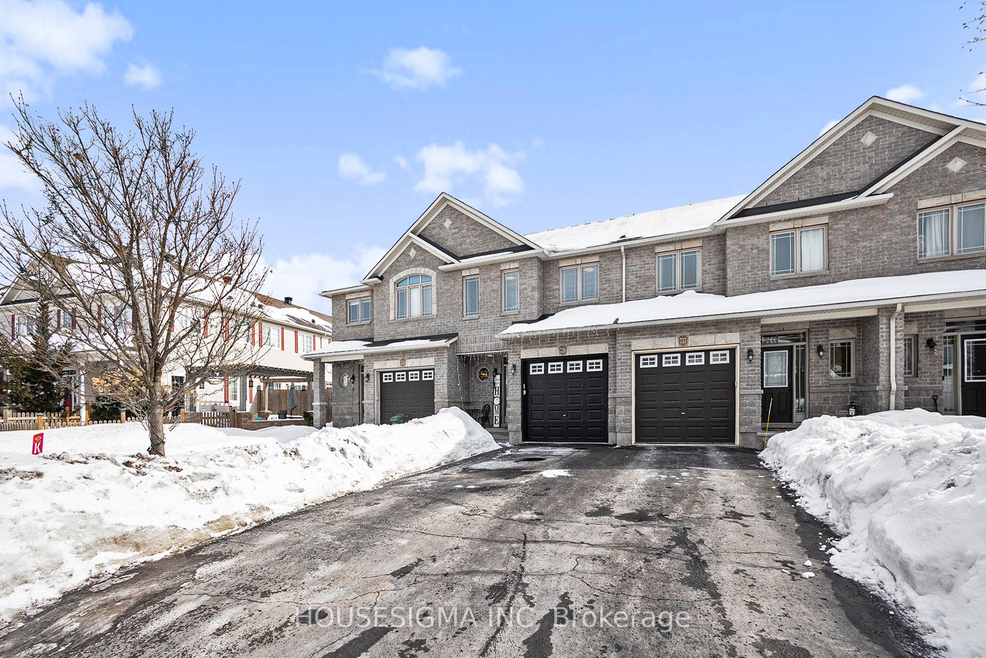 Photo 2 of 739 Regiment Avenue, Ottawa, Kanata - Emerald Meadows/Trailwest — HOMEH
