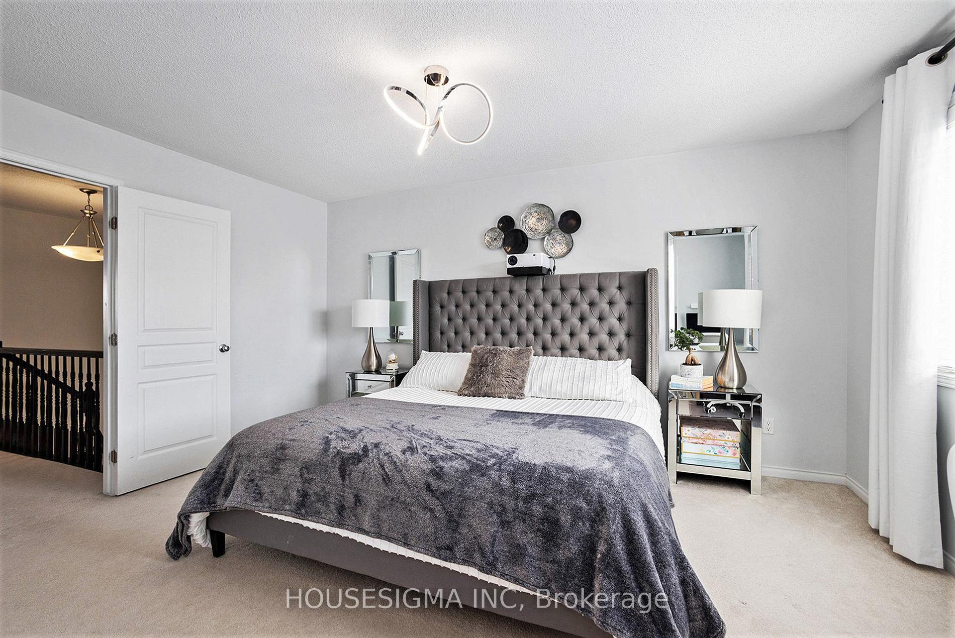 Photo 12 of 739 Regiment Avenue, Ottawa, Kanata - Emerald Meadows/Trailwest — HOMEH