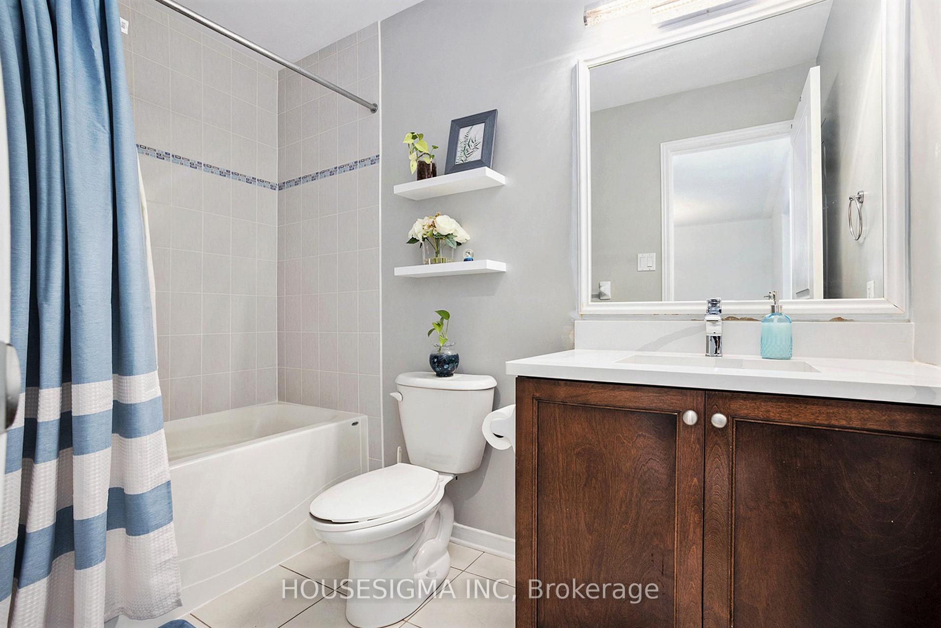 Photo 19 of 739 Regiment Avenue, Ottawa, Kanata - Emerald Meadows/Trailwest — HOMEH