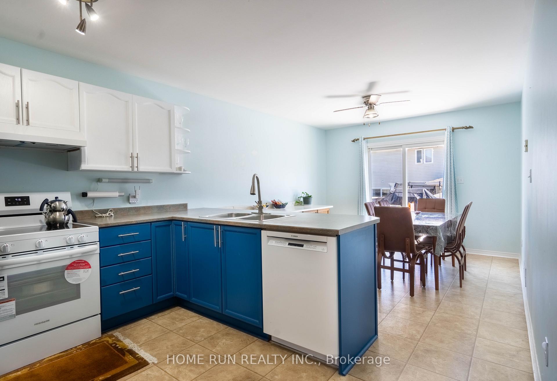 Photo 11 of 259 Sheridan Street, Kingston, City Northwest — HOMEH