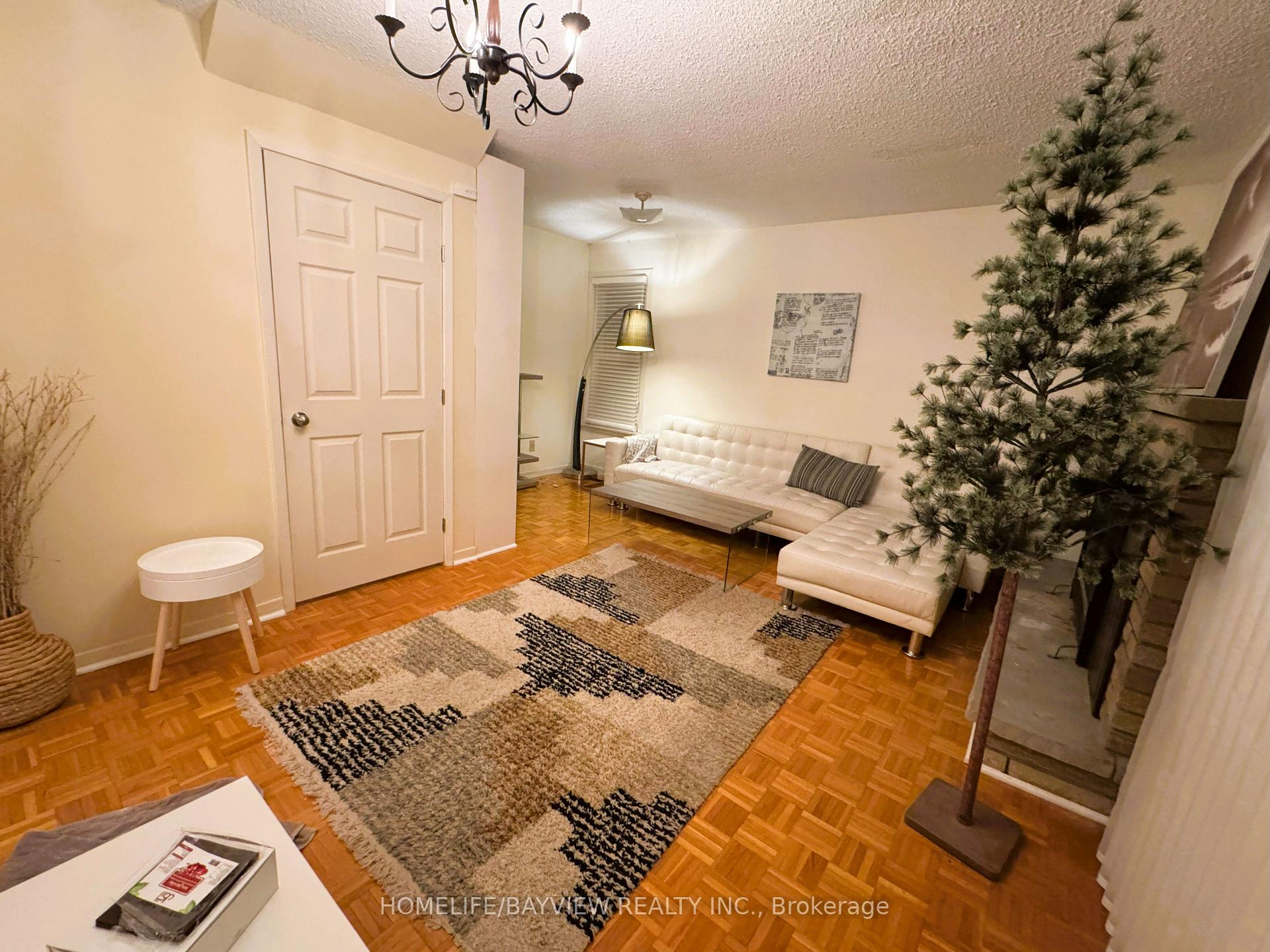 Photo 3 of Unit Ground & Basement, 26 Jondan Crescent, Markham, Royal Orchard — HOMEH