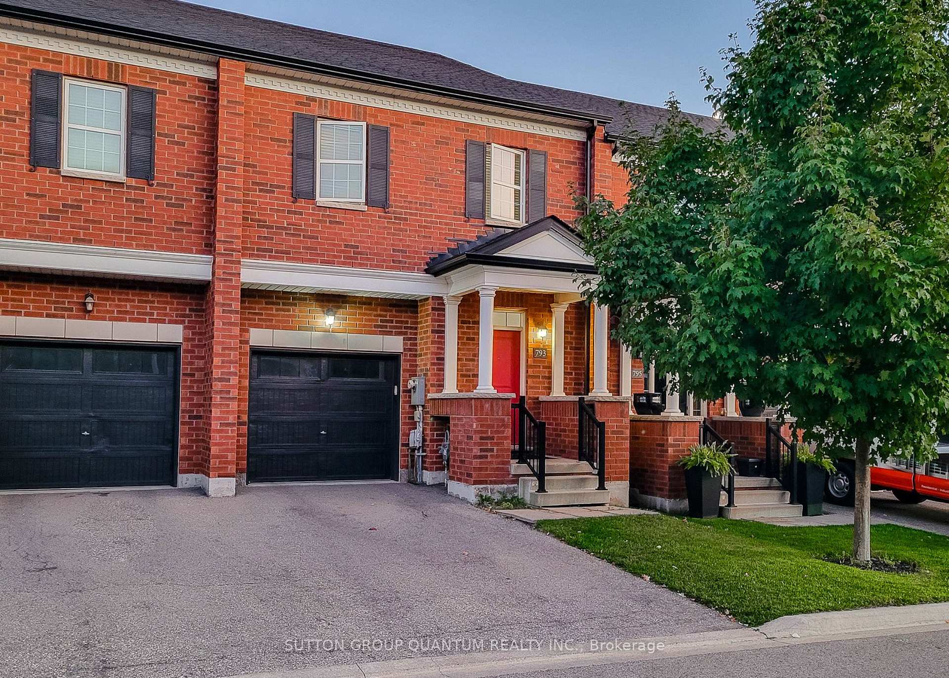 Photo 1 of 793 Banks Crescent, Milton, Willmott — HOMEH