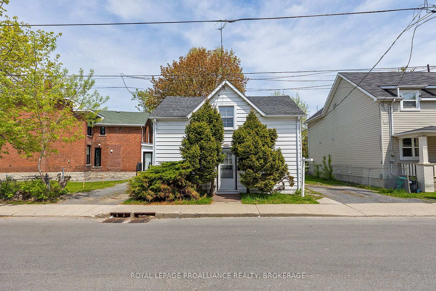 Front of 261 William Street