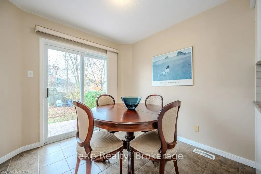 Photo 9 of 81 Windflower Drive, Kitchener — HOMEH