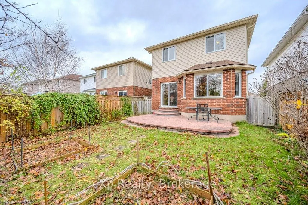 Photo 23 of 81 Windflower Drive, Kitchener — HOMEH