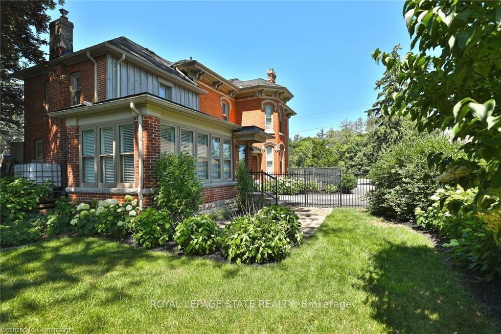 Photo 8 of Unit B, 176 Wilson Street, Hamilton, Ancaster — HOMEH