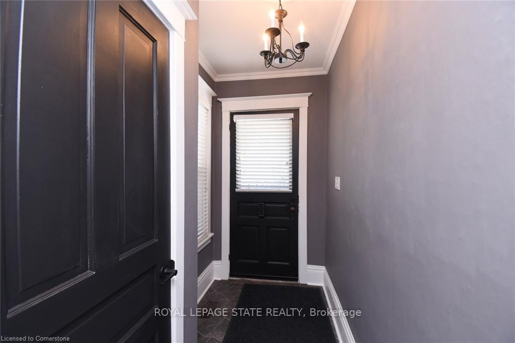 Photo 12 of Unit B, 176 Wilson Street, Hamilton, Ancaster — HOMEH