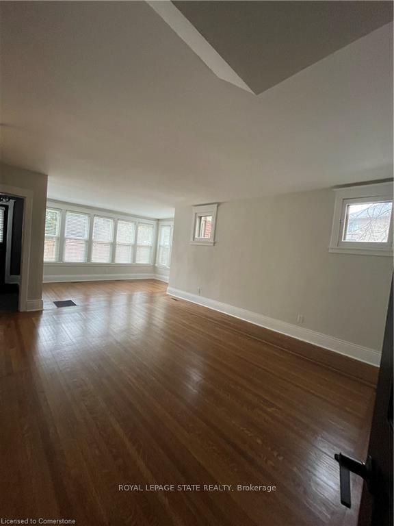 Photo 16 of Unit B, 176 Wilson Street, Hamilton, Ancaster — HOMEH