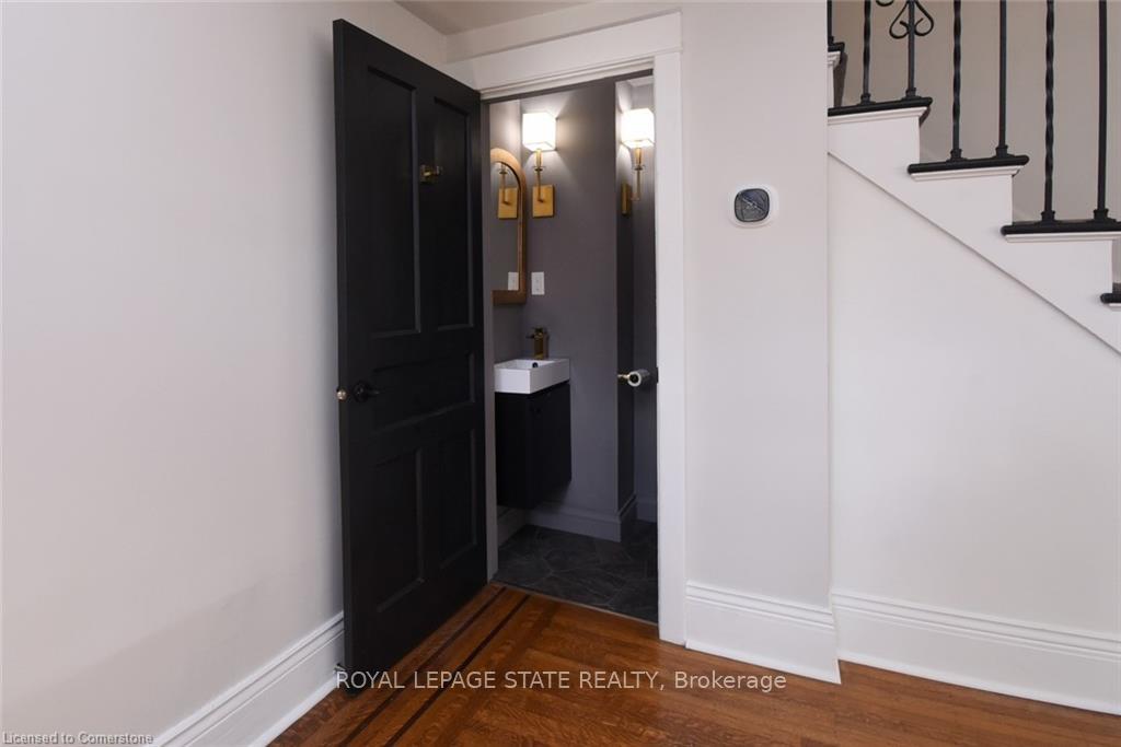 Photo 18 of Unit B, 176 Wilson Street, Hamilton, Ancaster — HOMEH
