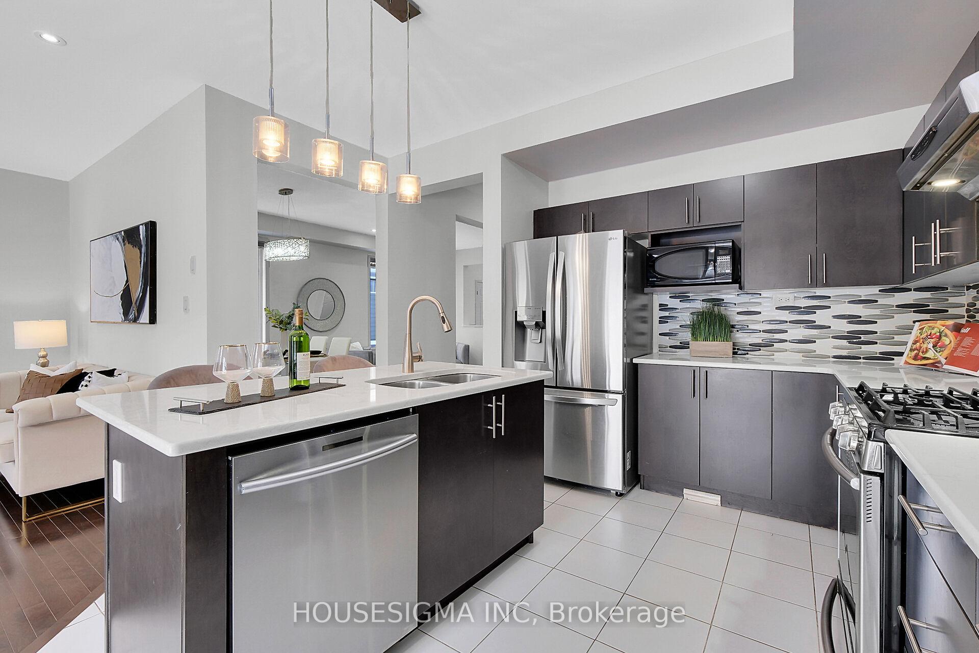 Photo 8 of 534 Rouncey Road, Ottawa, Kanata - Emerald Meadows/Trailwest — HOMEH