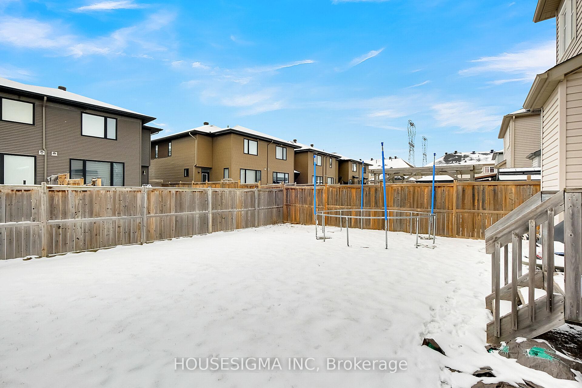 Photo 32 of 534 Rouncey Road, Ottawa, Kanata - Emerald Meadows/Trailwest — HOMEH