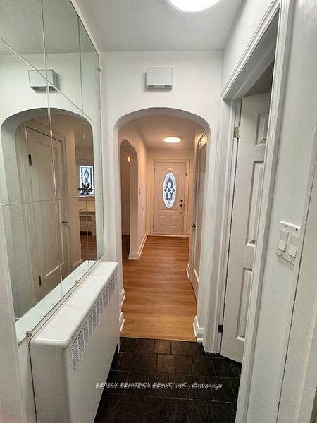 Photo 10 of 2 Parkway Avenue, Markham, Old Markham Village — HOMEH