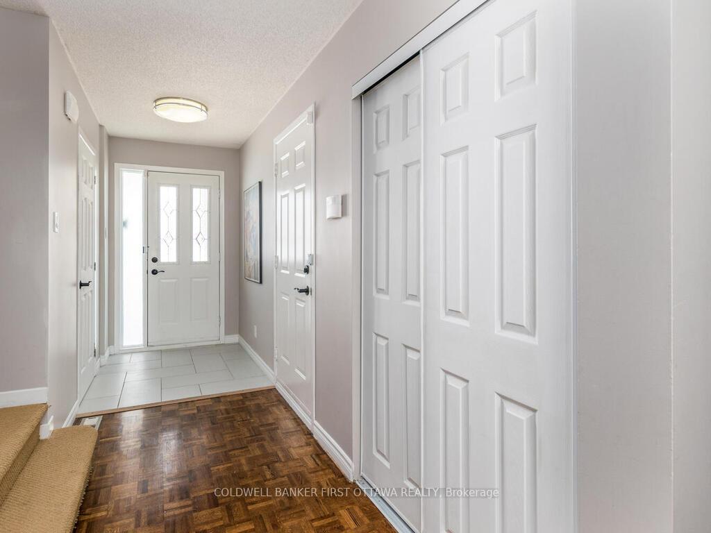 Photo 2 of 78 Cedarock Drive, Ottawa, Kanata - Bridlewood — HOMEH