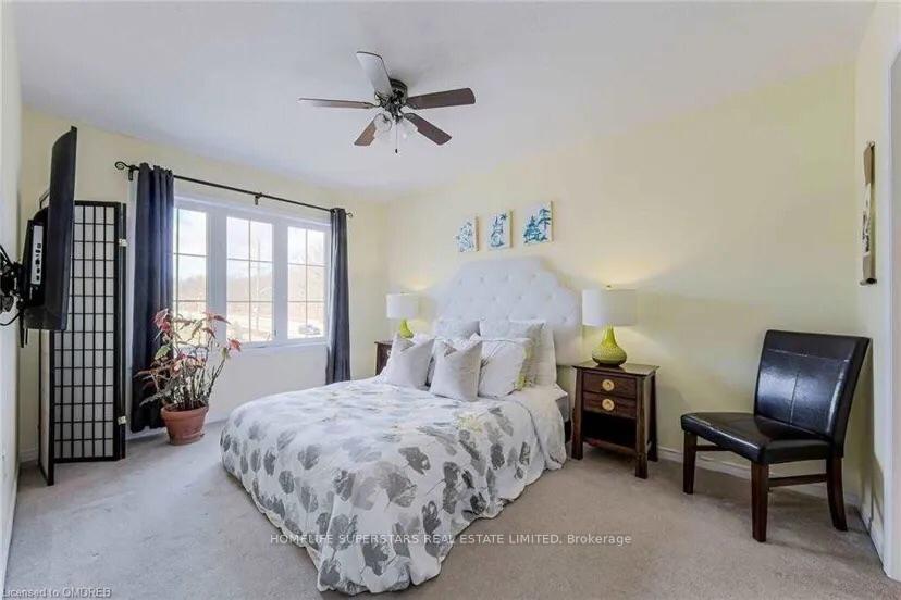 Photo 10 of 26 Lynch Crescent, Hamilton, Binbrook — HOMEH