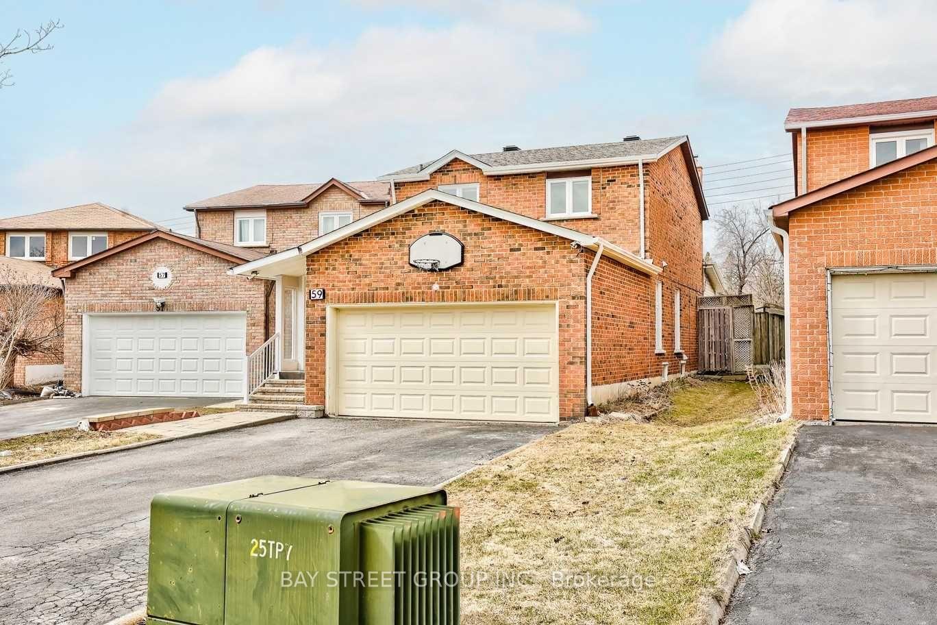 Photo 2 of 59 Ashmore Crescent, Markham, Milliken Mills East — HOMEH