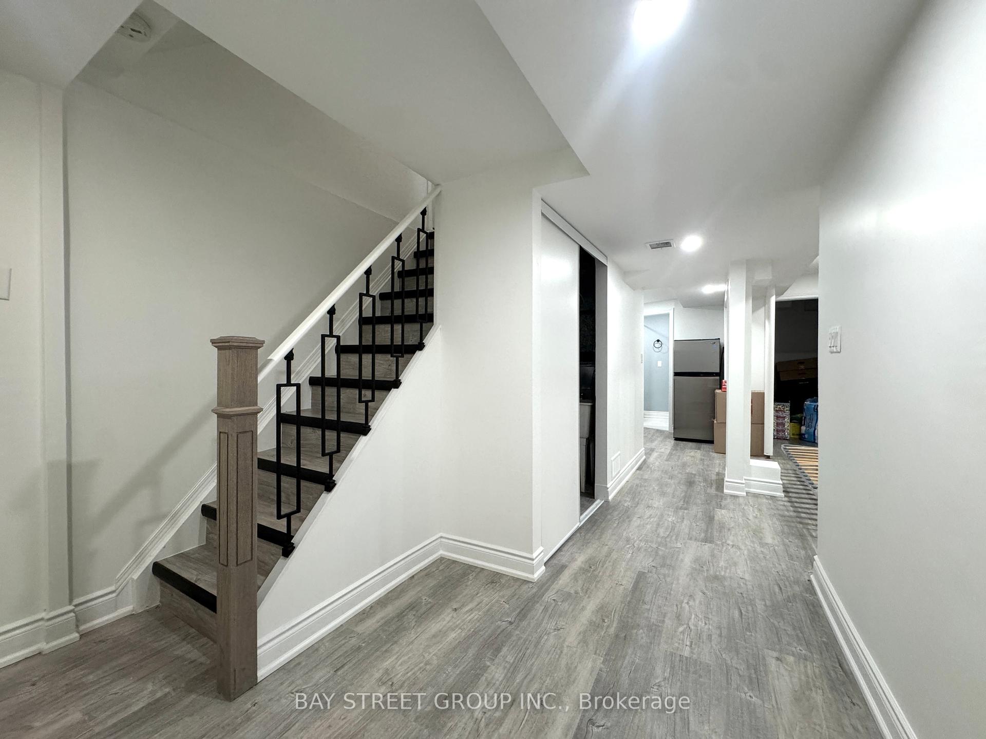 Photo 4 of 59 Ashmore Crescent, Markham, Milliken Mills East — HOMEH