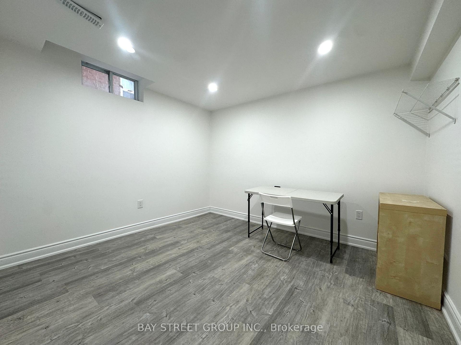 Photo 9 of 59 Ashmore Crescent, Markham, Milliken Mills East — HOMEH