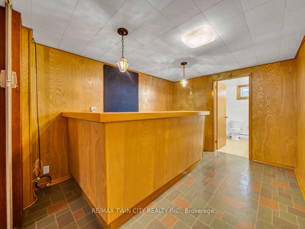 Photo 21 of 40 Idlewood Drive, Kitchener — HOMEH