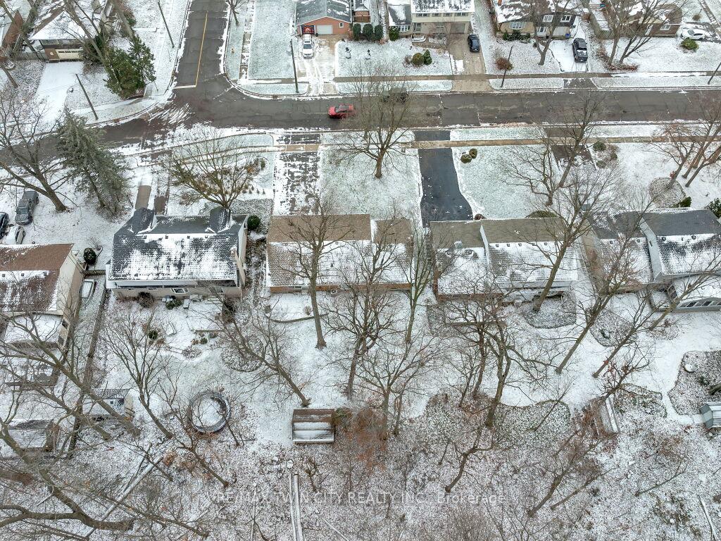 Photo 32 of 40 Idlewood Drive, Kitchener — HOMEH