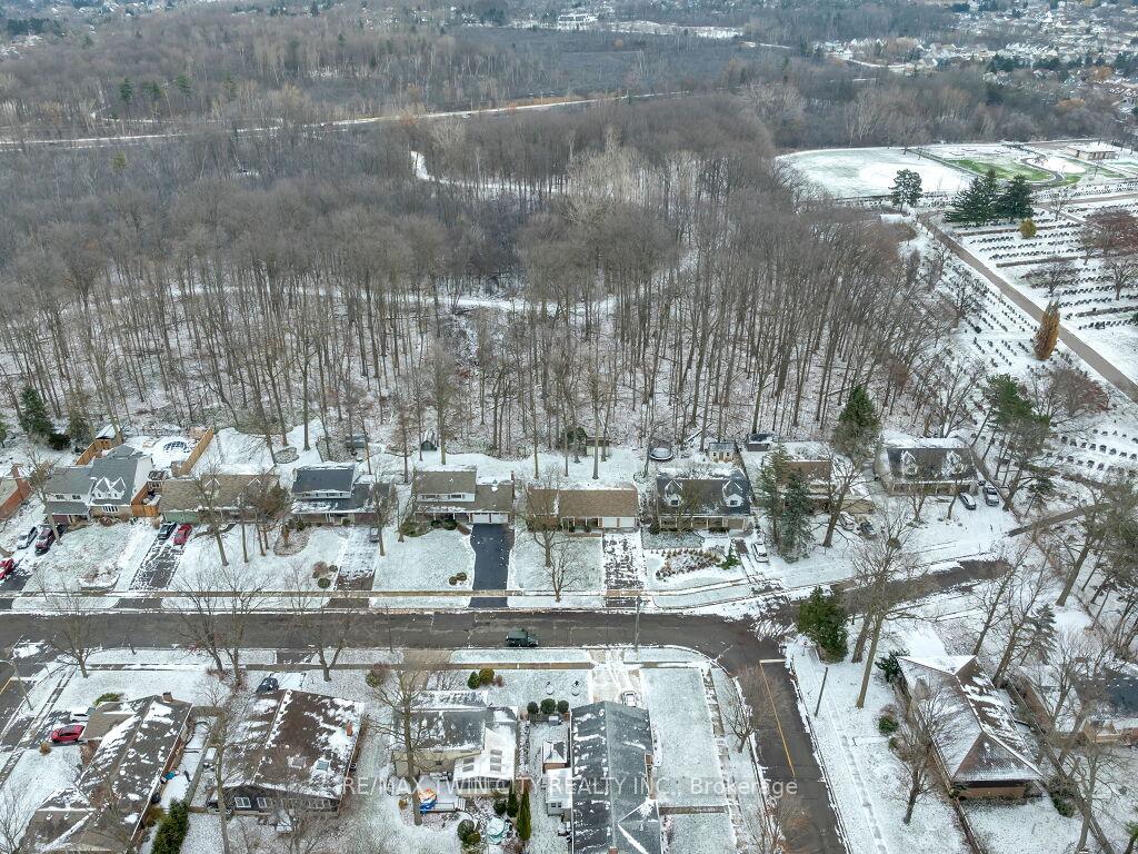 Photo 36 of 40 Idlewood Drive, Kitchener — HOMEH