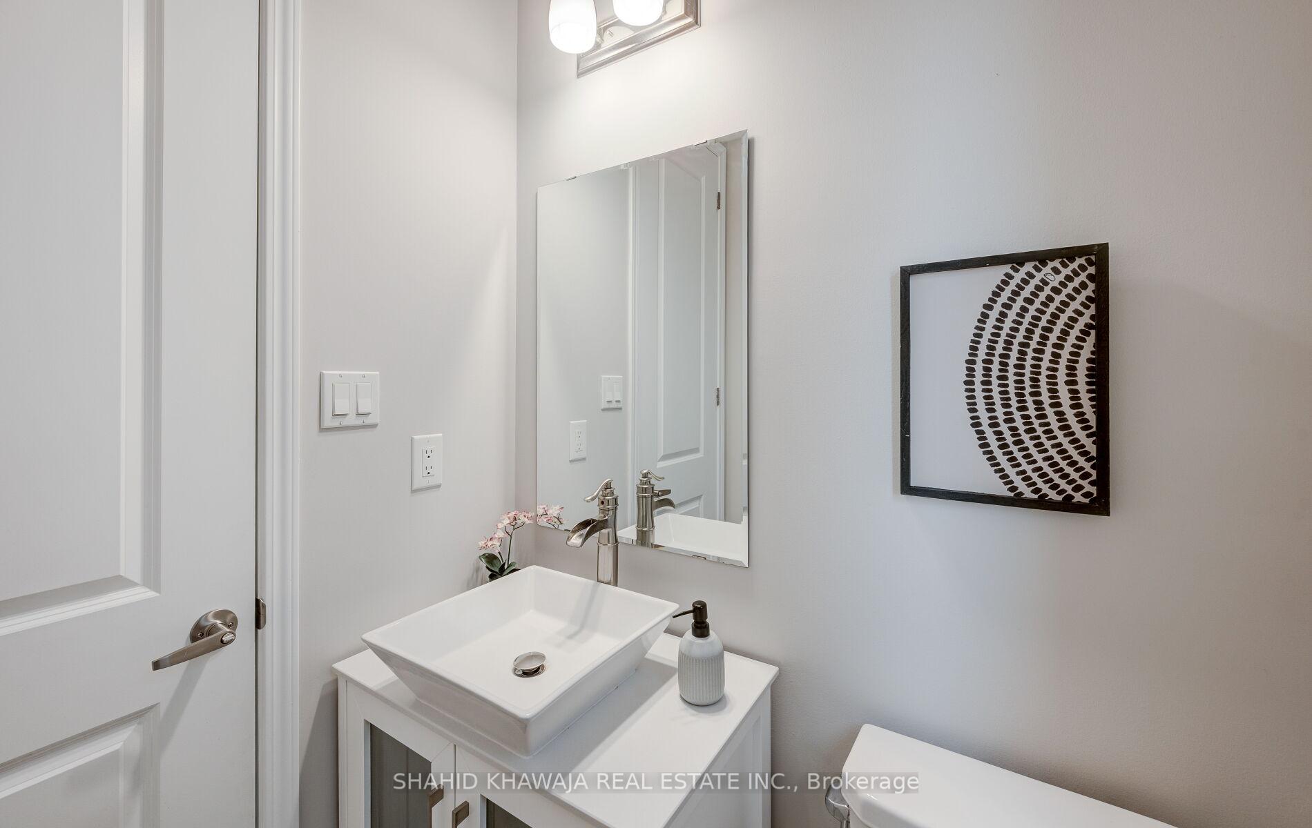 Photo 8 of 1407 Buckthorn Gardens, Milton, Cobban — HOMEH