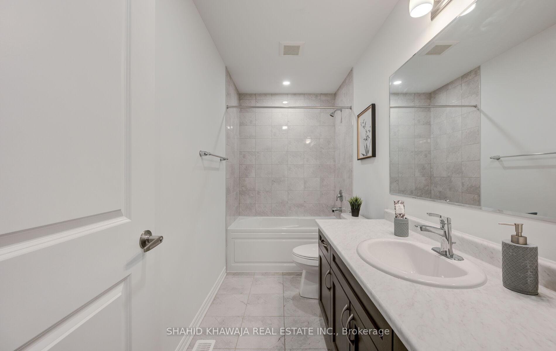 Photo 45 of 1407 Buckthorn Gardens, Milton, Cobban — HOMEH