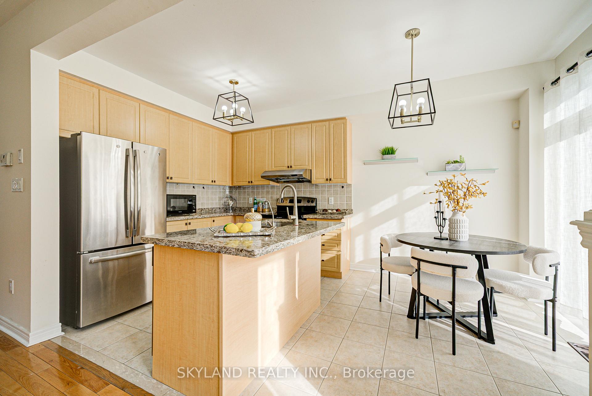Photo 7 of 252 Kentland Street, Markham, Wismer — HOMEH