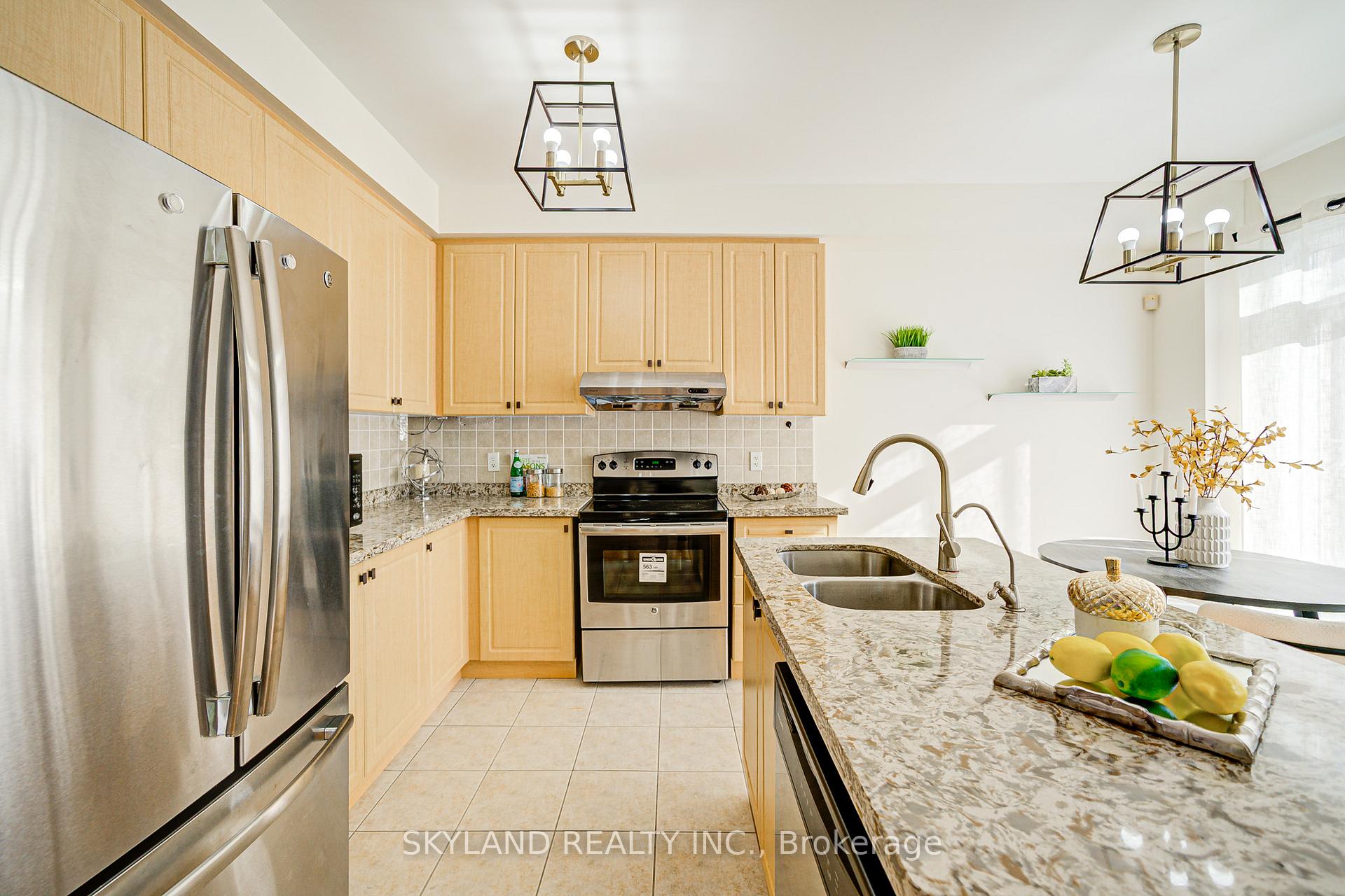 Photo 8 of 252 Kentland Street, Markham, Wismer — HOMEH
