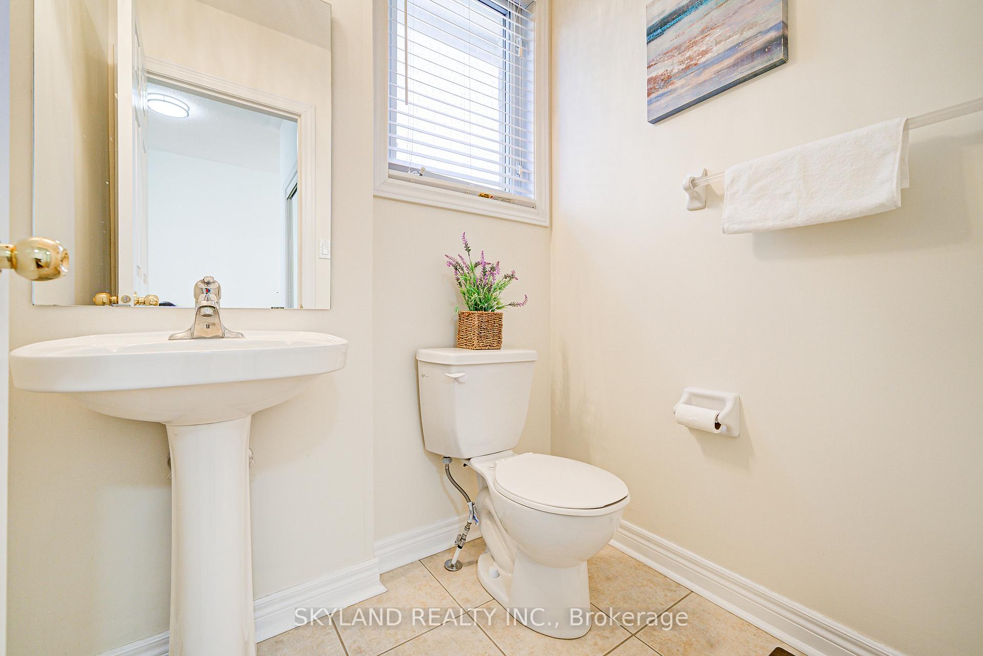 Photo 16 of 252 Kentland Street, Markham, Wismer — HOMEH