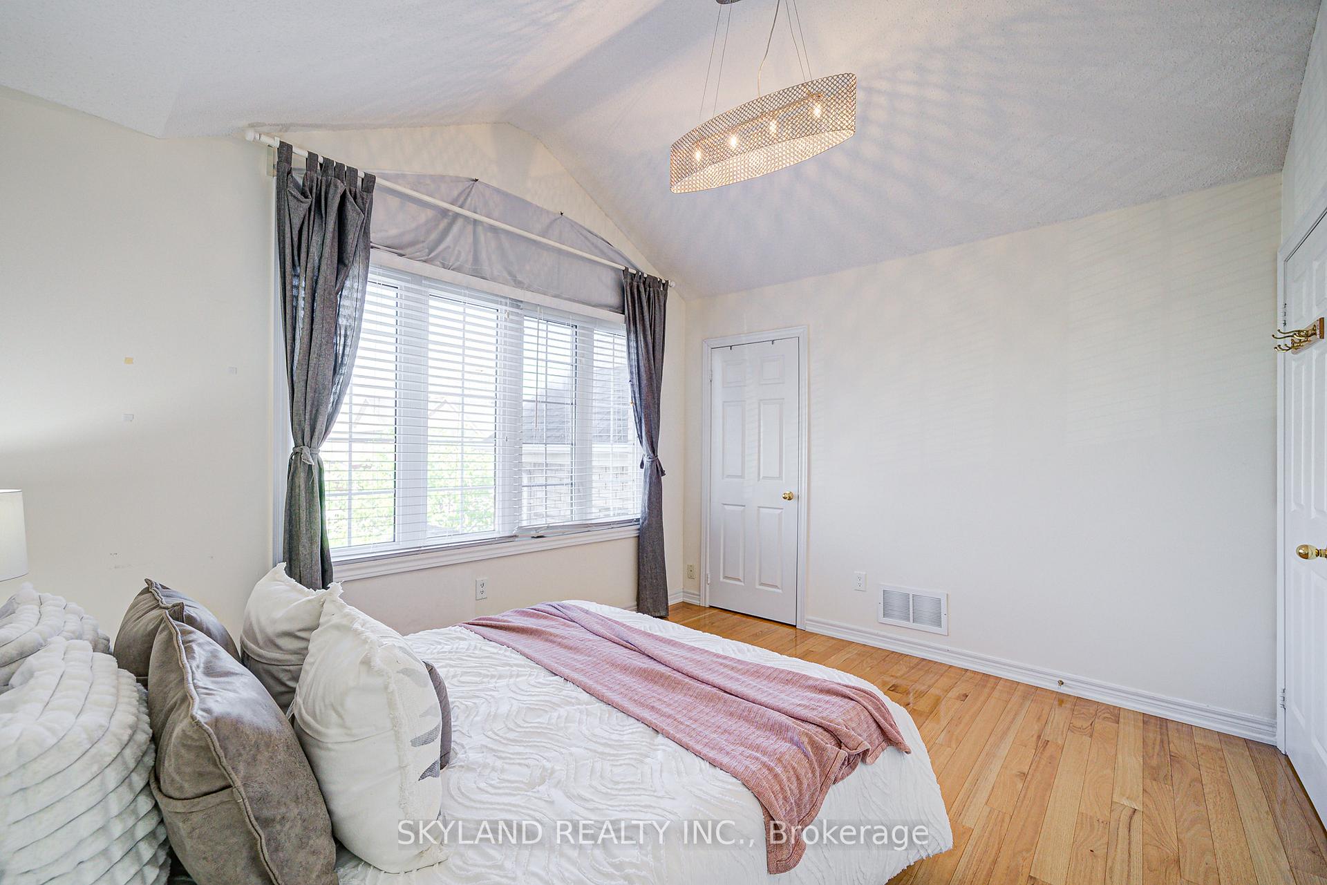 Photo 18 of 252 Kentland Street, Markham, Wismer — HOMEH