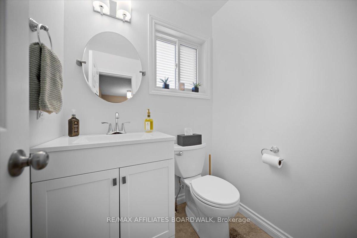 Photo 10 of 31 Palomino Drive, Ottawa, Kanata - Bridlewood — HOMEH