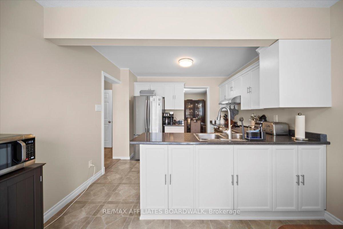 Photo 20 of 31 Palomino Drive, Ottawa, Kanata - Bridlewood — HOMEH