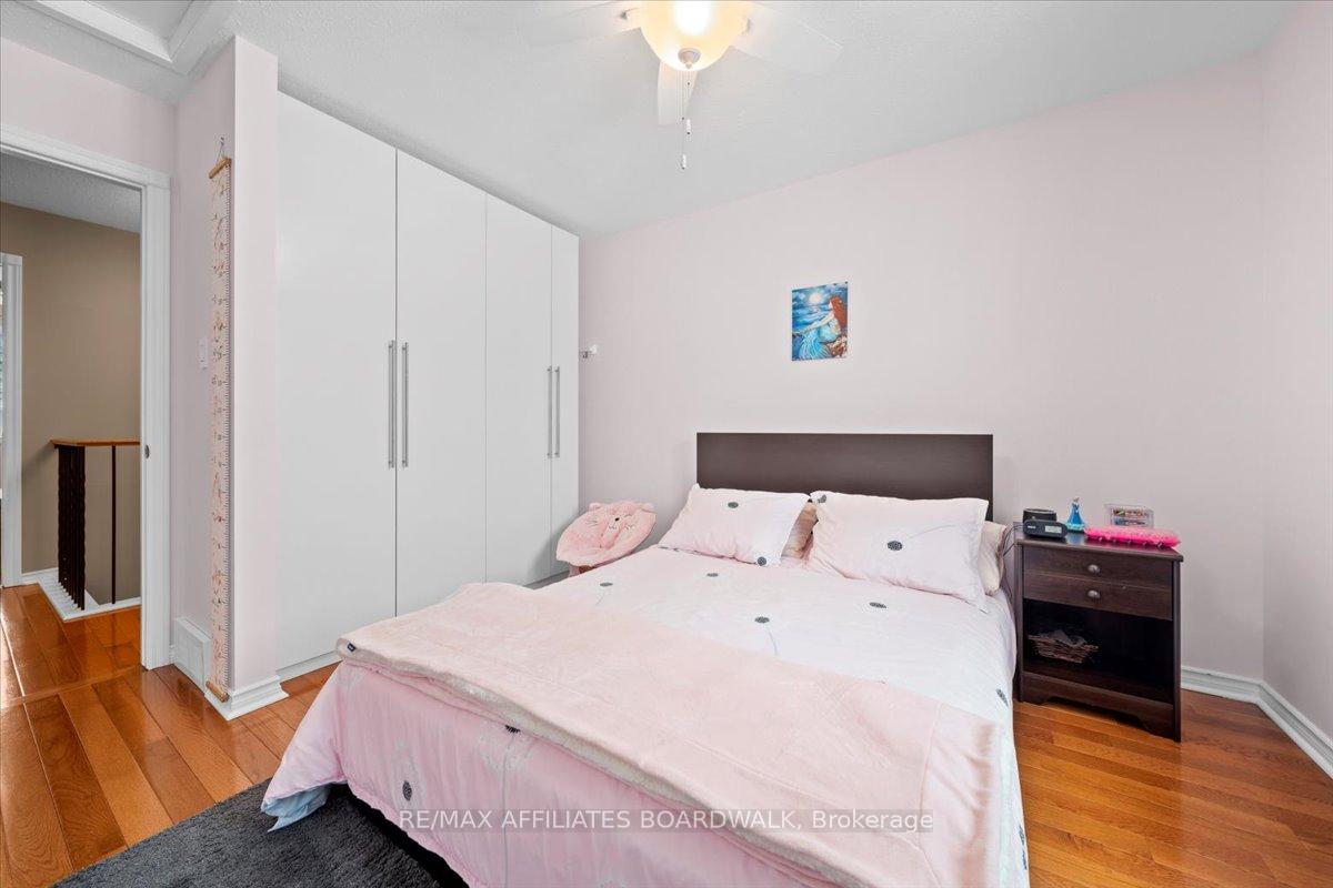 Photo 24 of 31 Palomino Drive, Ottawa, Kanata - Bridlewood — HOMEH