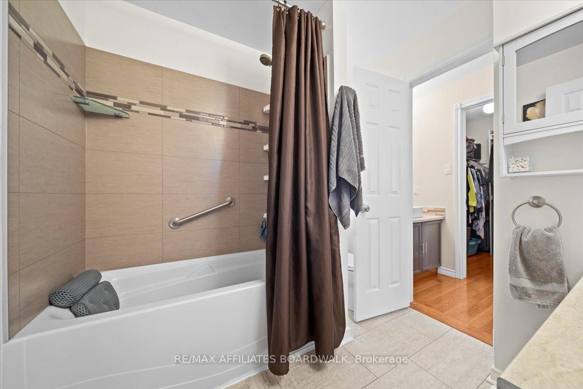 Photo 31 of 31 Palomino Drive, Ottawa, Kanata - Bridlewood — HOMEH