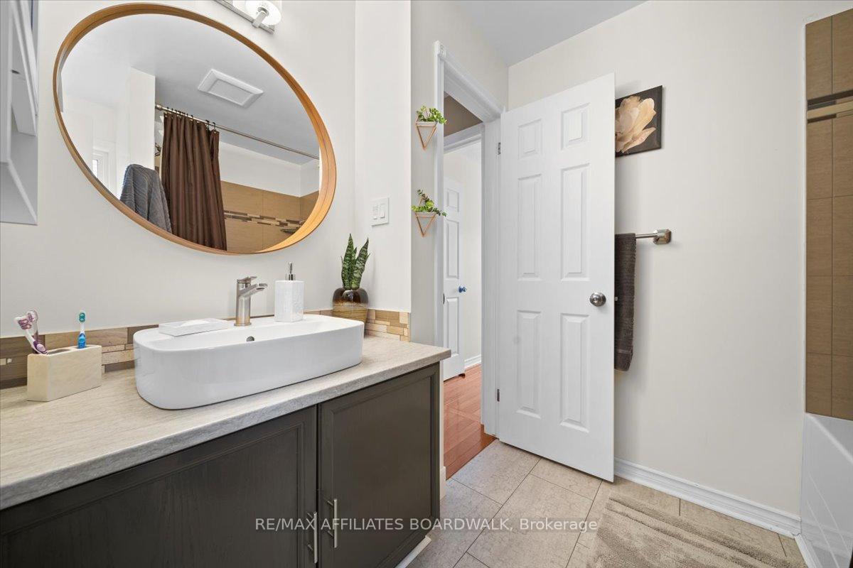 Photo 32 of 31 Palomino Drive, Ottawa, Kanata - Bridlewood — HOMEH