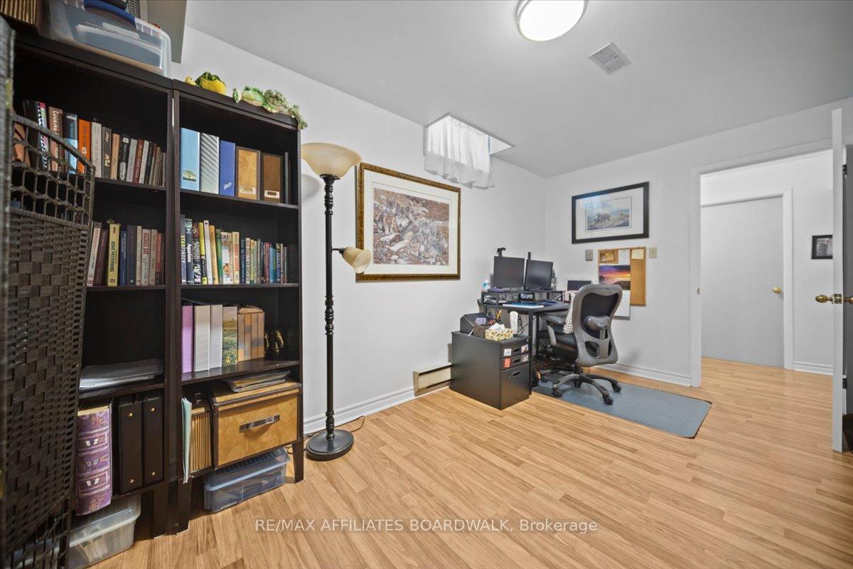 Photo 37 of 31 Palomino Drive, Ottawa, Kanata - Bridlewood — HOMEH